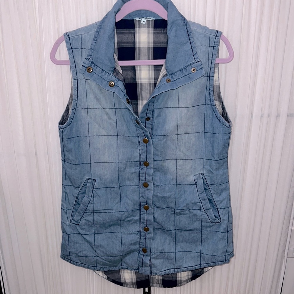 🍀 5x$15🍀 NOSTALGIA Demon puffer vest SIZE M